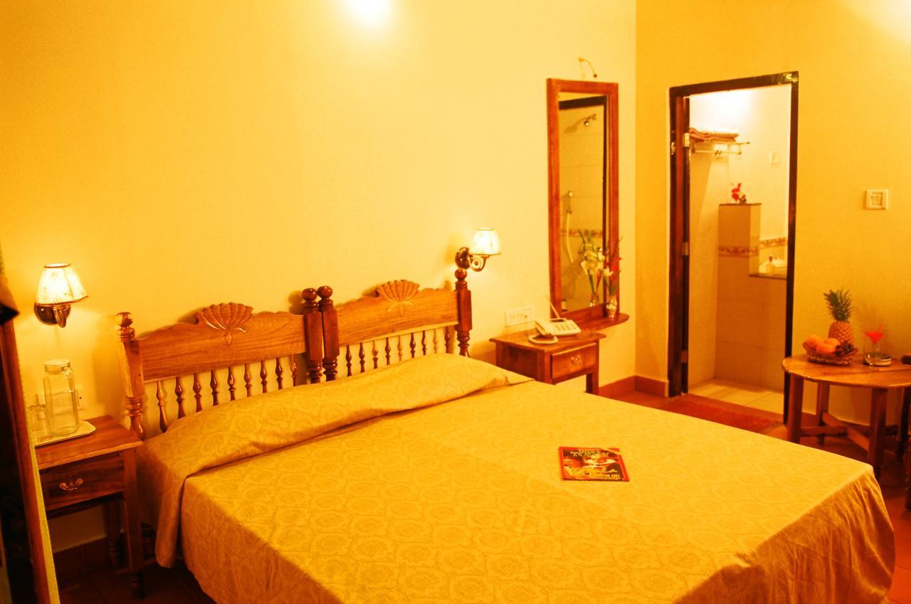 Pozhiyoram Ayurveda Beach Resort Alappuzha Eksteriør bilde