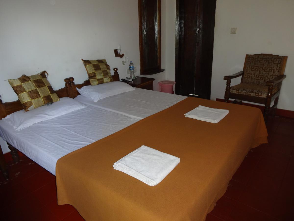 Pozhiyoram Ayurveda Beach Resort Alappuzha Eksteriør bilde