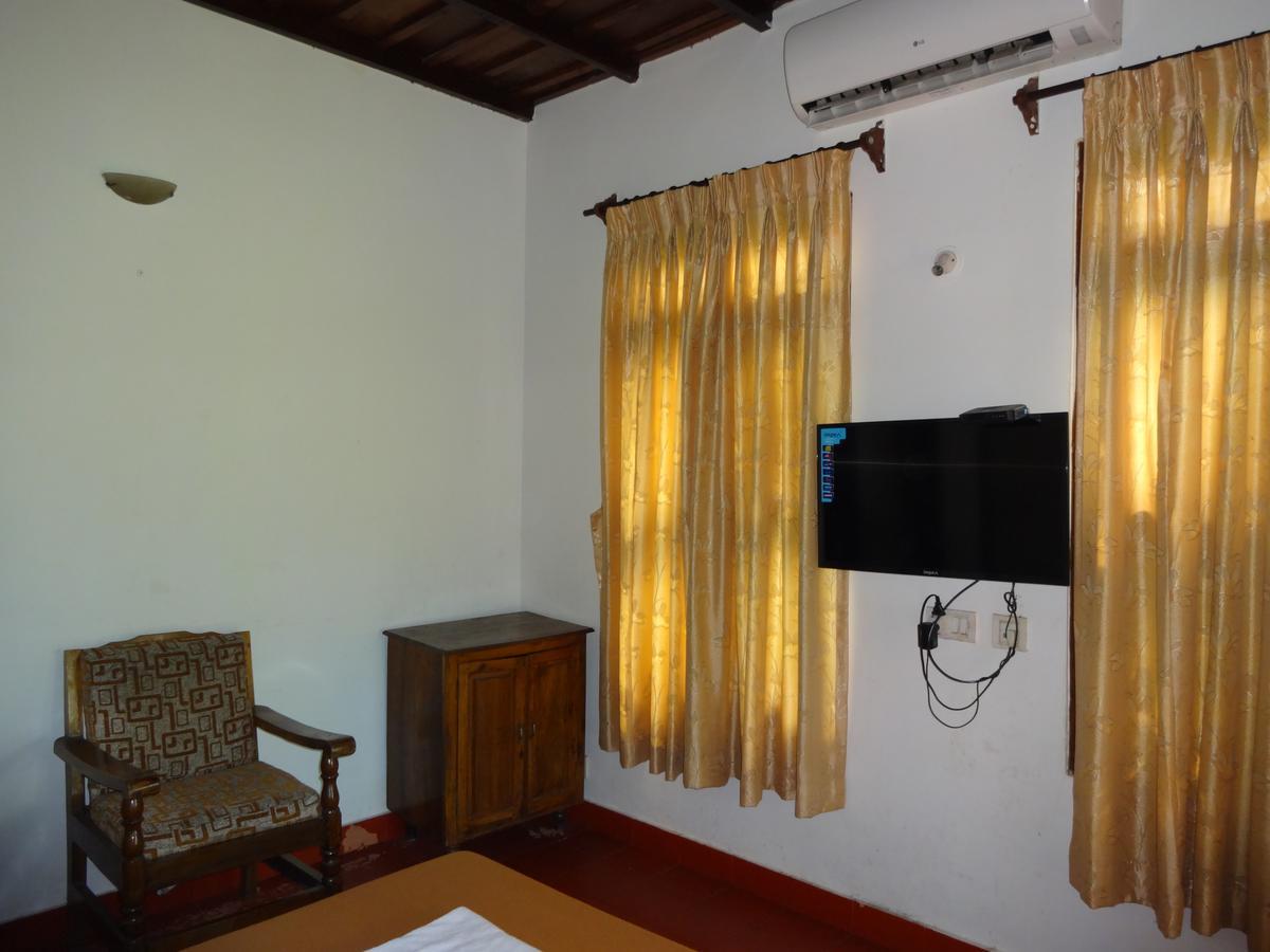 Pozhiyoram Ayurveda Beach Resort Alappuzha Eksteriør bilde