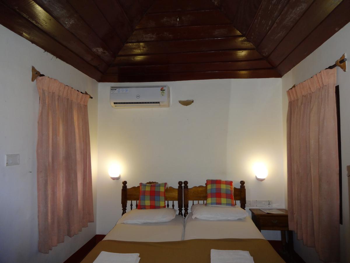 Pozhiyoram Ayurveda Beach Resort Alappuzha Eksteriør bilde